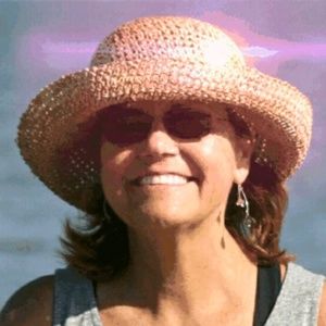 Meet your Posher, Debbie